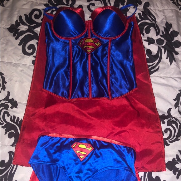 Superman Corset Costume - Picture 1 of 3